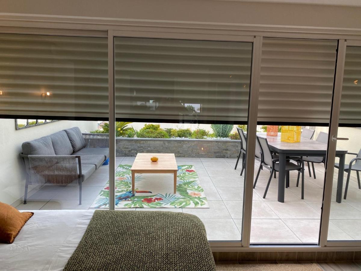 Superbe T2 44M2 - Grande Terrasse Vue Mer Panoramique Exceptionnelle Piscine - Parking Bandol Luaran gambar